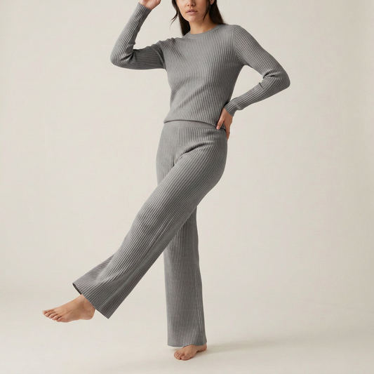 Off-White Ribbed Lounge Set